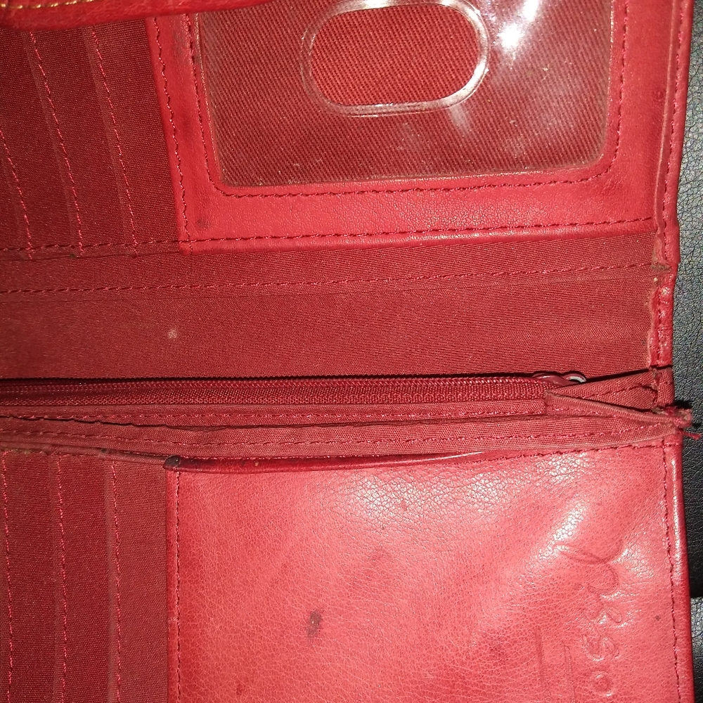 FOSSIL Wristlet - Picture 10 of 10